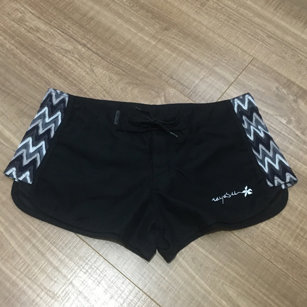 Beach/Swim shorts size M